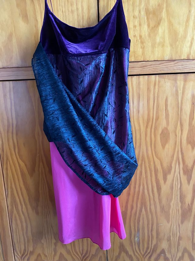 Vestido fiesta tirantes berenjena/ negro UNIT