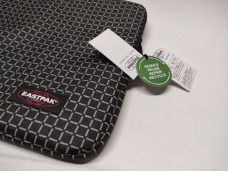 EASTPAK Funda para portátil 36x26 cm