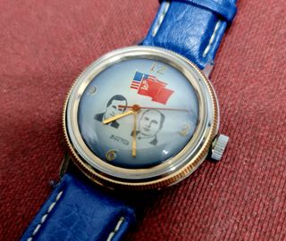 Reloj Cuerda años 90 Vostok Bush Gorbachov