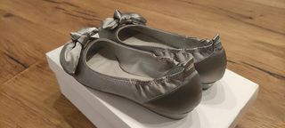 Ballerine aperte in punta con fiocco