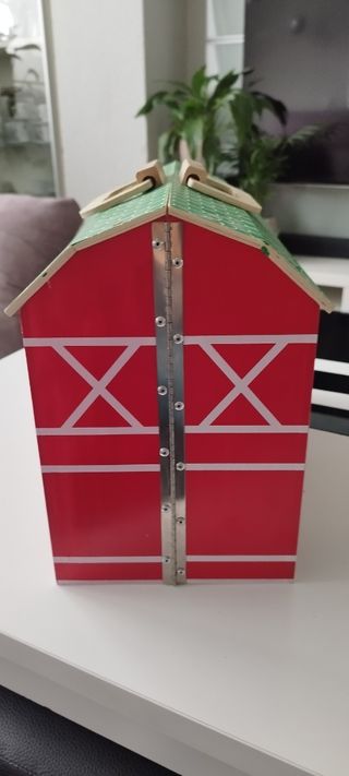 MALETIN GRANJA DE MADERA BEBES 6-12 MESES