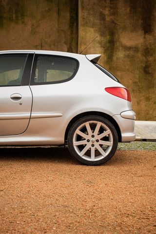 Cambio llantas PSA Peugeot 207 RC 4x108 17"