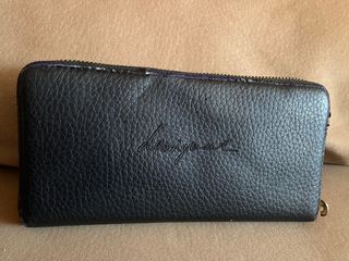 Monedero de desigual negro