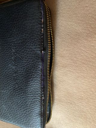 Monedero de desigual negro