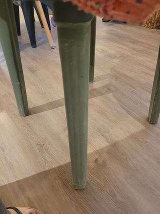 Mesa de exterior y 4 sillas