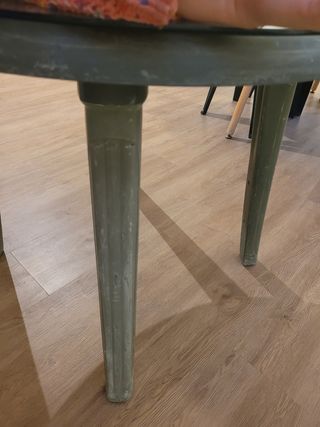 Mesa de exterior y 4 sillas