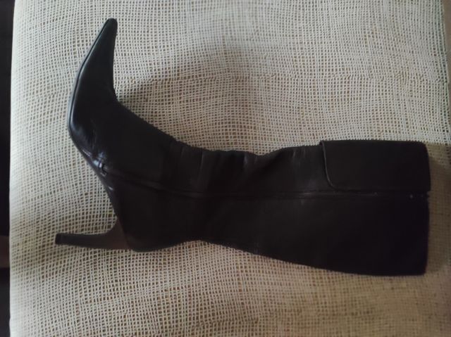 botas altas piel ,hechas en España