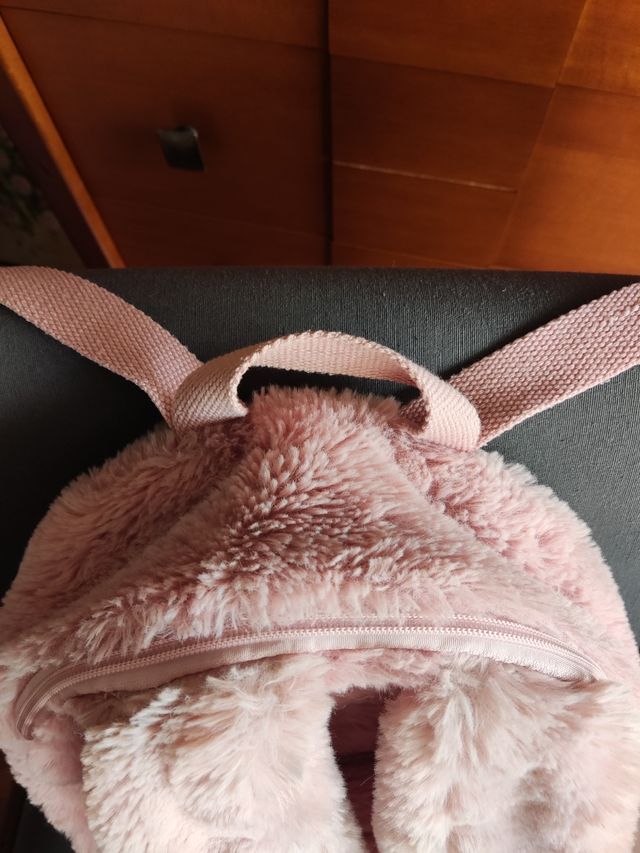 mochila infantil de pelo