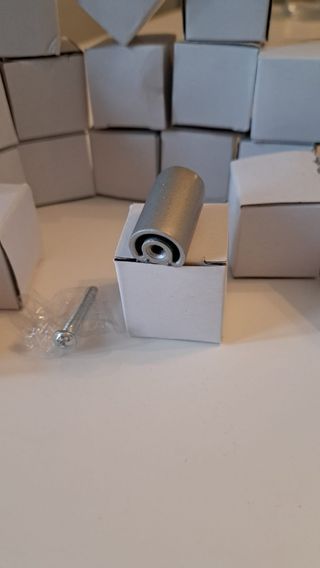 25 tiradores de armario