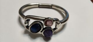 pulsera de zamack con dijes de colores