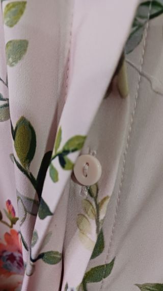 Camisa flores H&M rosa claro