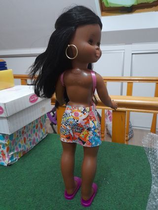 vestido y sandalias para Nancy