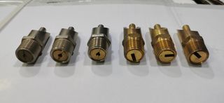 BEBEDEROS  PARA CERDOS