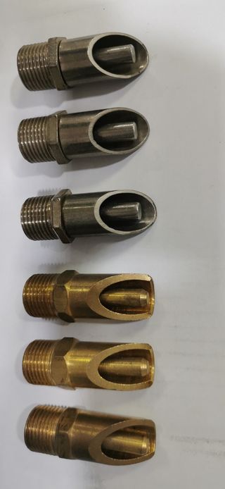 BEBEDEROS  PARA CERDOS