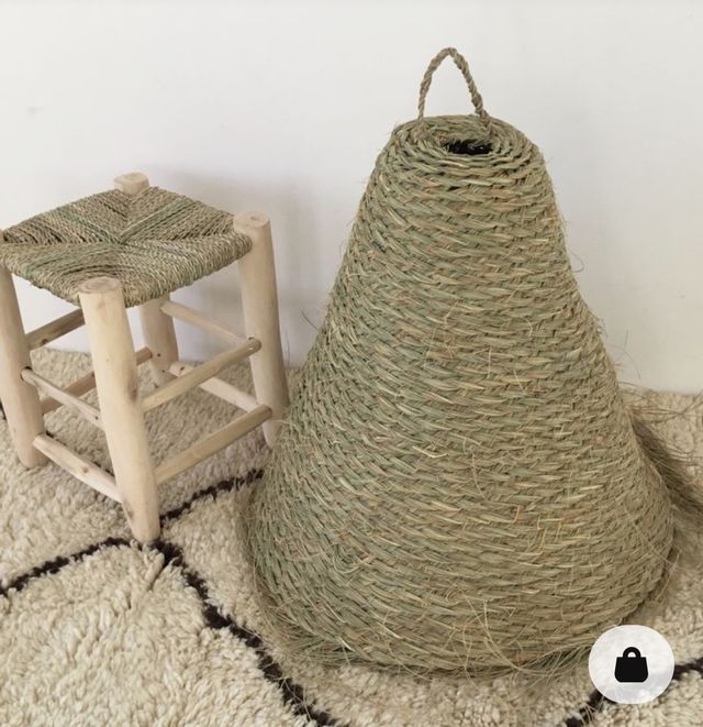 lampara de esparto realizada a mano