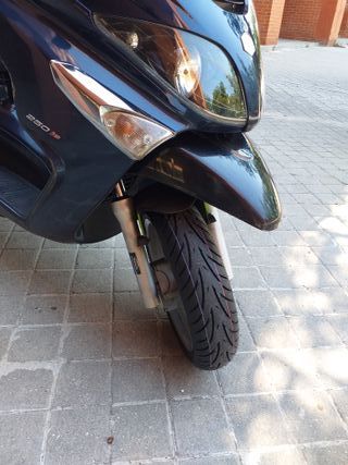 PIAGGIO  XEVO 250cc