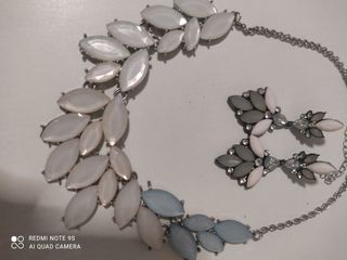 juego de gargantilla y pendientes