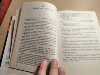 Romanzo "Op-Center" di Tom Clancy