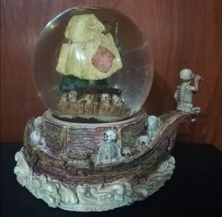 Caja musical antigua - Barco pirata