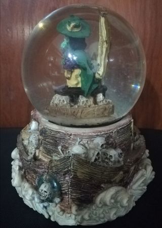 Caja musical antigua - Barco pirata