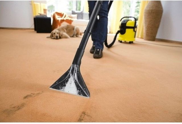 Alquilo   lava-aspiradora  karcher