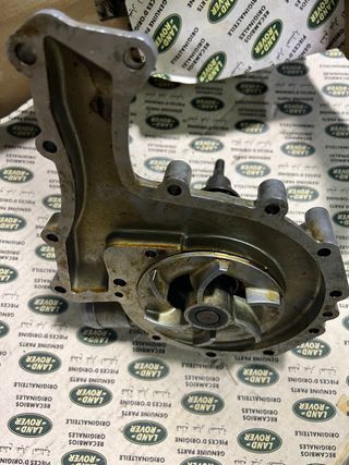STC1610 Bomba agua V8 Range Rover classic 