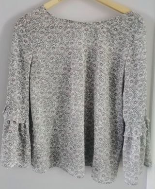 Blusa estampada talla M