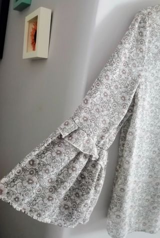 Blusa estampada talla M