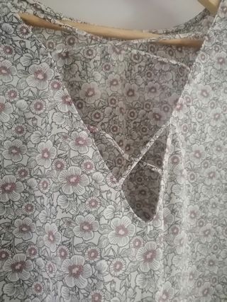 Blusa estampada talla M