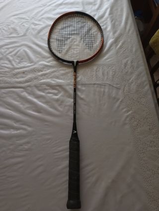raqueta de bádminton