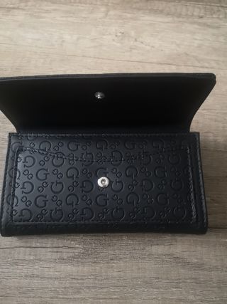 monedero Guess