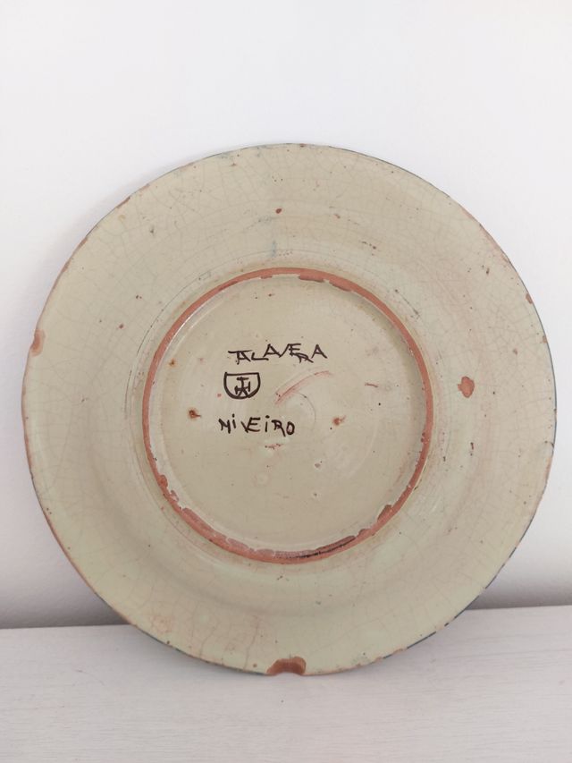 Plato de ceramica Talavera Niveiro