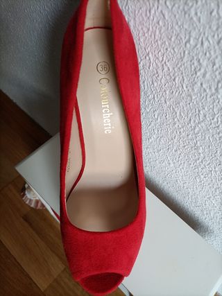 ZAPATOS TACÓN ROJOS