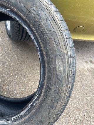 Cubierta coche Dunlop pasada itv perfectamente
