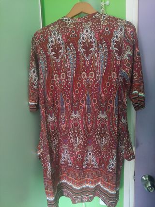 camisola estampada cuello estilo camisa