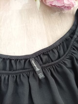 Blusa negra Stradivarius
