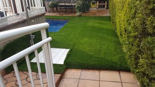 instal·lació de gespa artificial de gran caidad