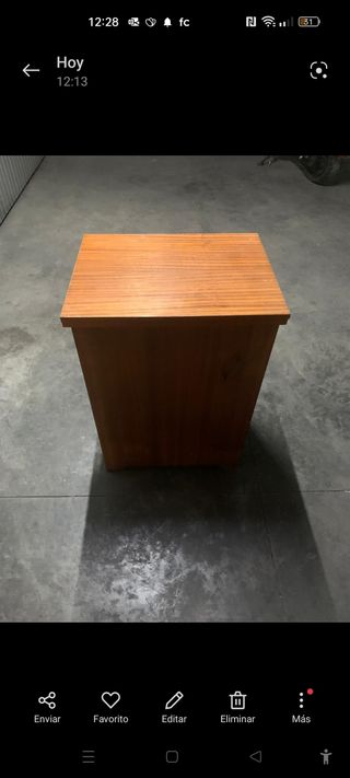 Maquina coser en mueble