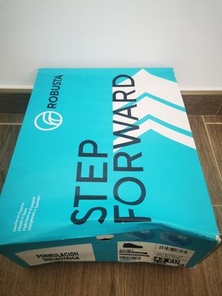 Botas de seguridad marca Robusta Formio 92181.