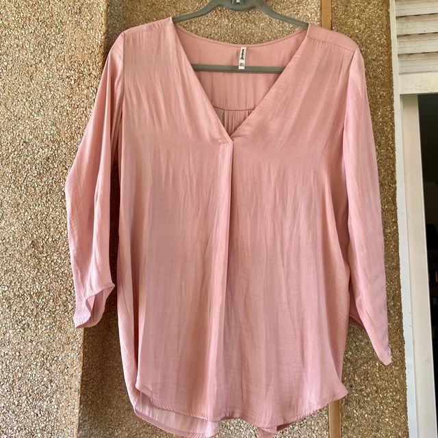 Camisa señora Stradivarius talla L rosa empolvado