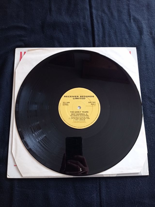 Simply Mick Hucknall & the frantic elevators