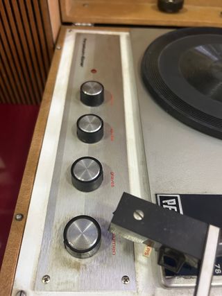 Perpetuum-Ebner PE-320 T estéreo