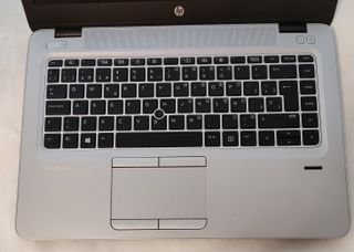 ELITEBOOK HP 745 G4 14" AMD A8/8GB/SSD240GB/BT/Win