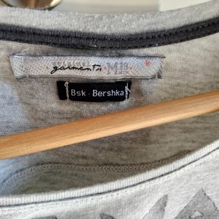 Camiseta gris 