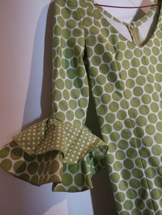 Traje de flamenca mujer. Feria. Romerías