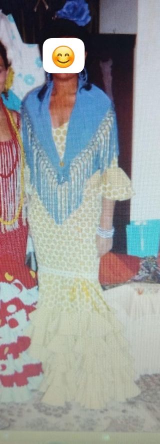 Traje de flamenca mujer. Feria. Romerías