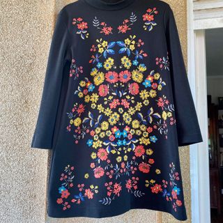 Vestido Zara rollo retro invierno negro estampado