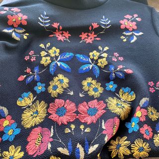 Vestido Zara rollo retro invierno negro estampado