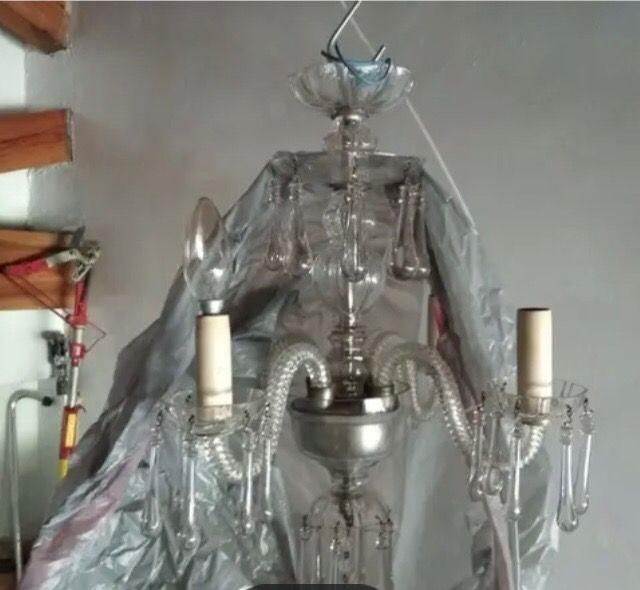 Caja reloj , lámparas , antiguas