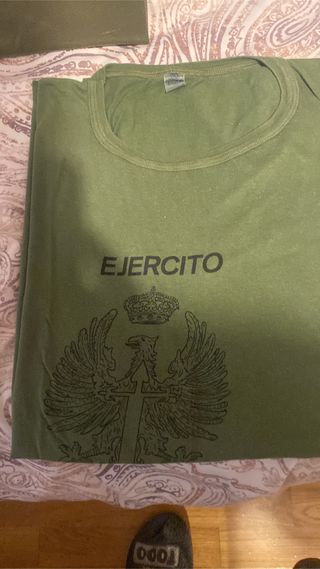 Ropa militar 